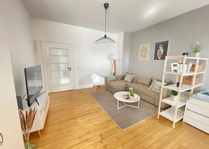 65qm - - Popular Street - Limmerstrasse - Mallibase
